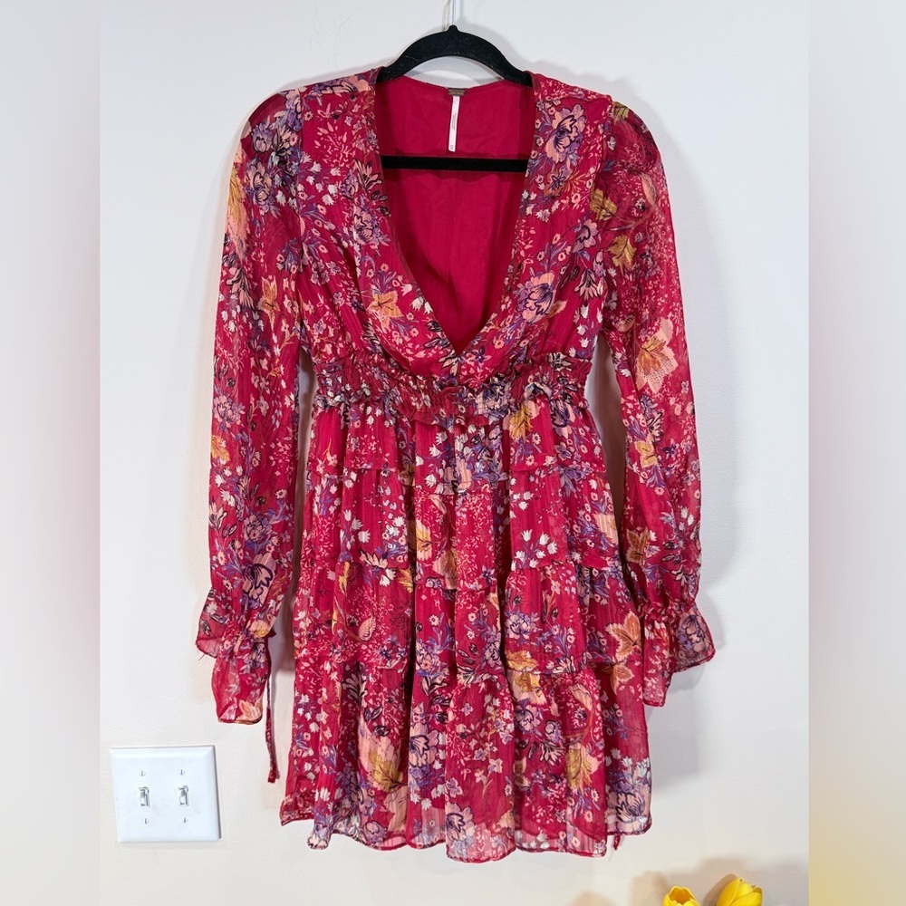 🔥NWOT Free People Women’s Floral Ruffle V-Neck Mini Dress in Deep Pink Size XS🔥